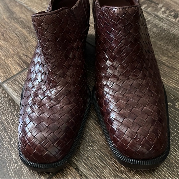 COLE HAAN leather woven brown loafers - Picture 4 of 16